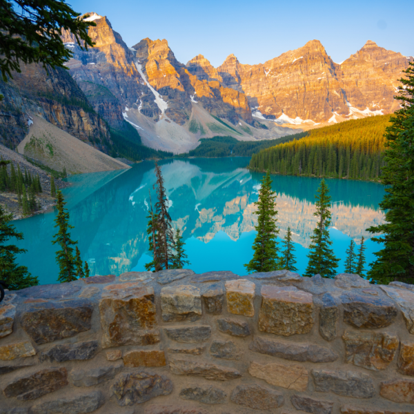 From Canmore/Banff: Moraine Lake Sunrise Trip